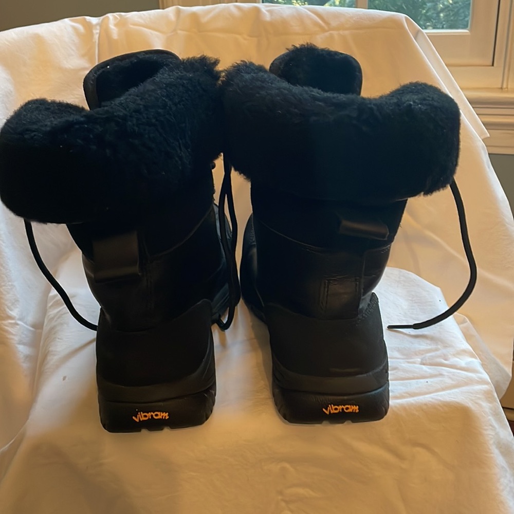 Ugg Vibram Winter Boot - image 2